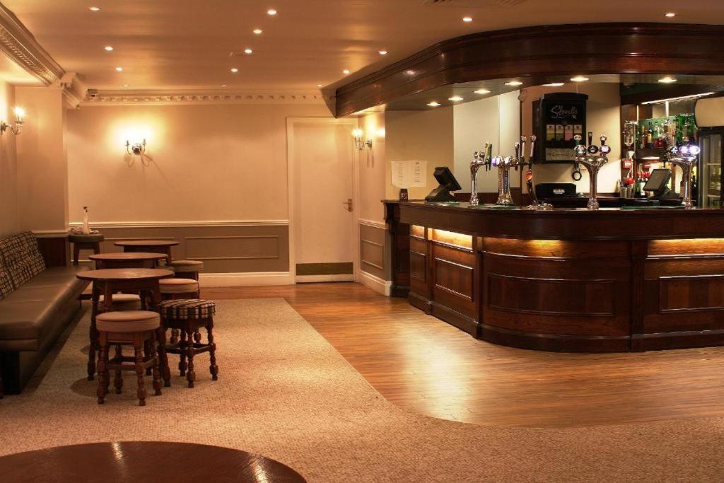 Consort Hotel Rotherham Eksteriør bilde