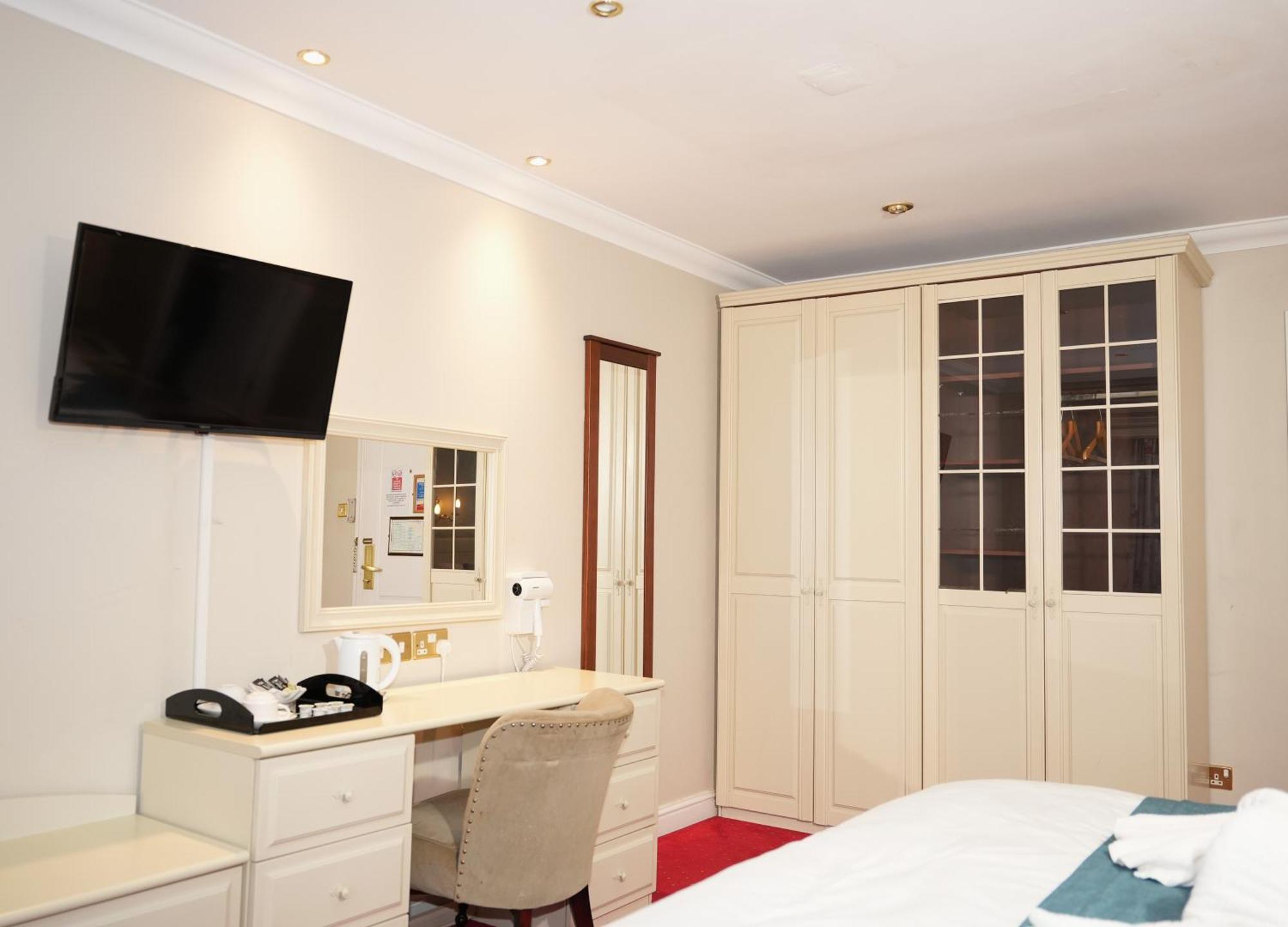 Consort Hotel Rotherham Eksteriør bilde